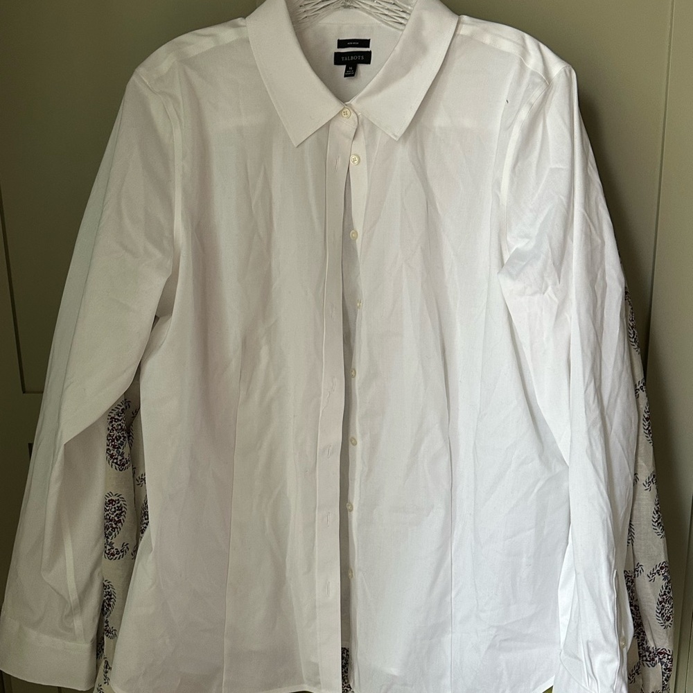 NWOT Talbots Misses White Button-down Shirt, Sz 16